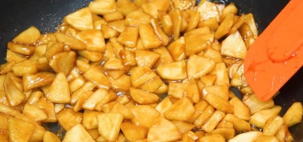 Яблочные ватрушки: золотой рецепт