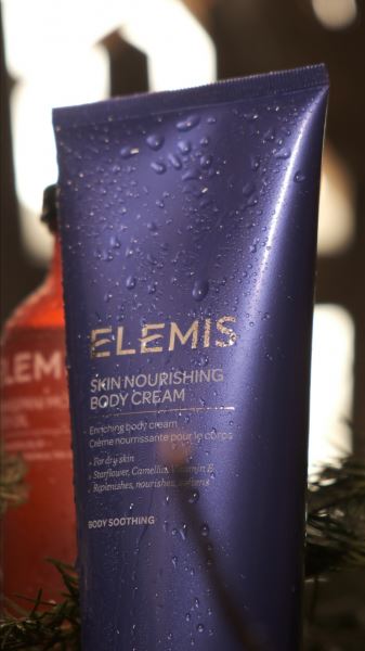 Комплекс Siberia и бренд Elemis запускают авторскую программу женского банного спа