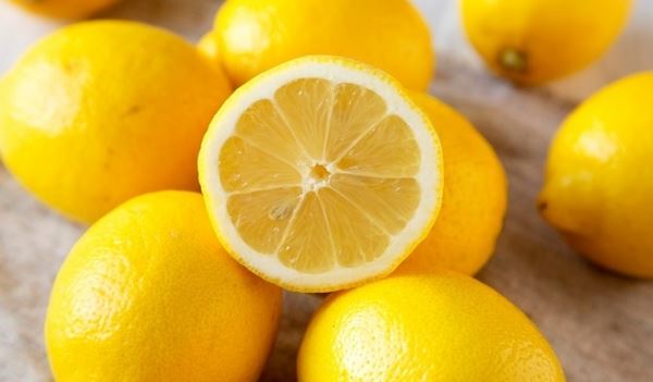 Лимон лечит?