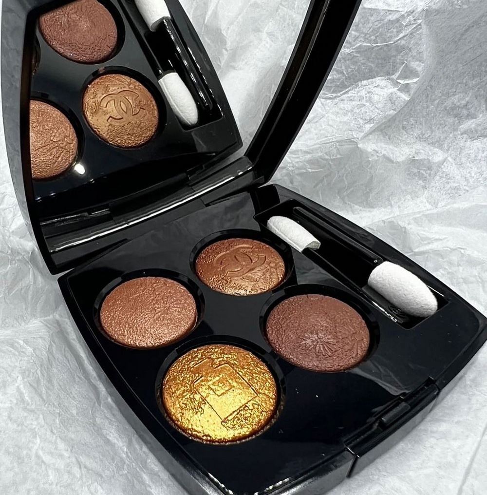Chanel Les 4 Ombres Eyeshadow Palette Christmas Holiday 2022